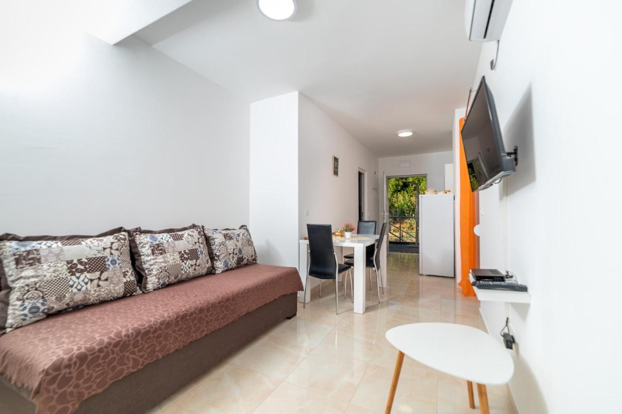 Java Apartments Dobrota Exteriér fotografie